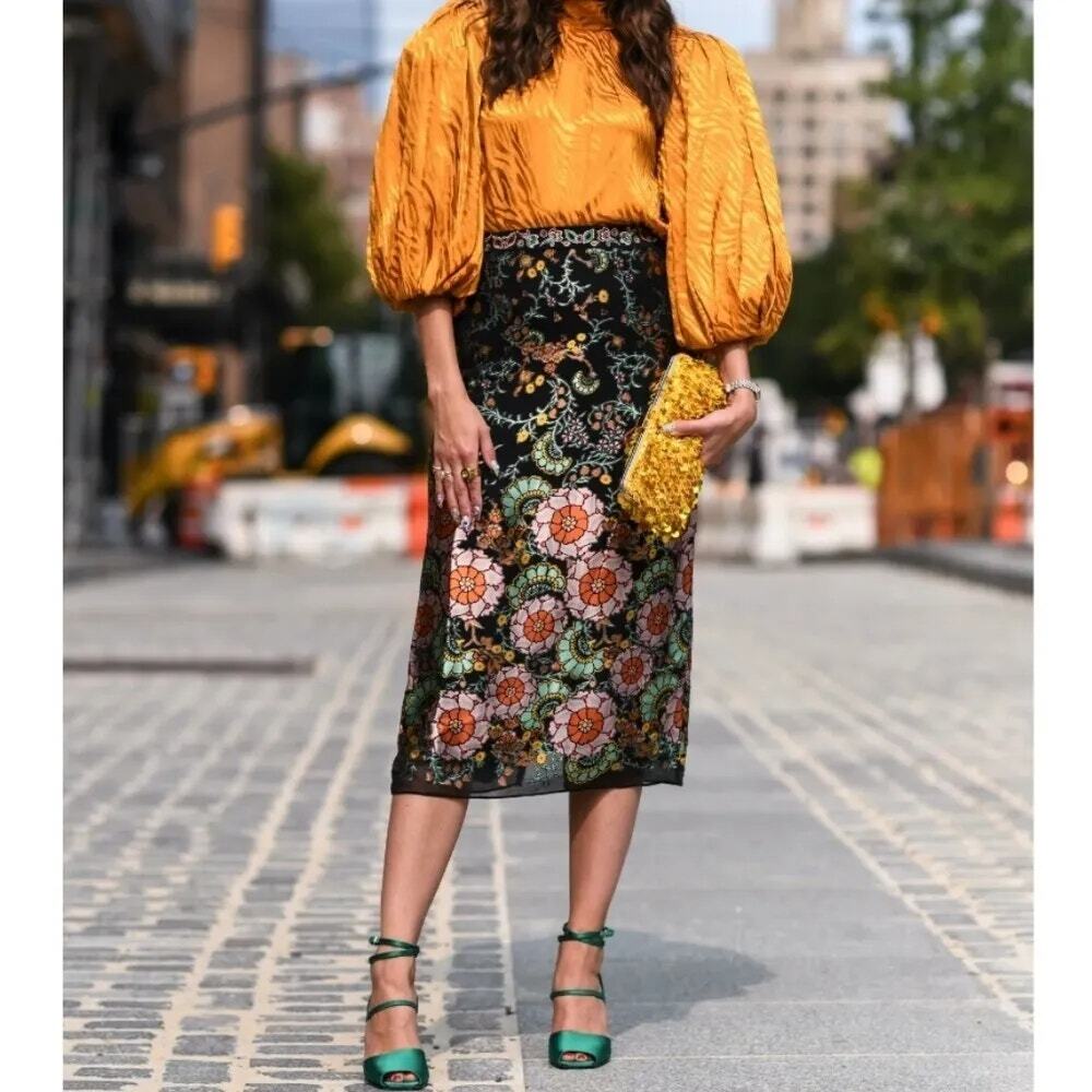Alice + Olivia Maeve  Midi Skirt Vinelands Silk Blend Size 8